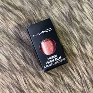 MAC Cosmetics Makeup - 🌹MAC Pigment in Rose MAC Cosmetics Makeup - 🌹MAC Pigment in Rose
